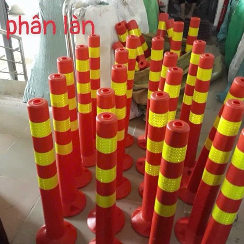 Cọc phân làn