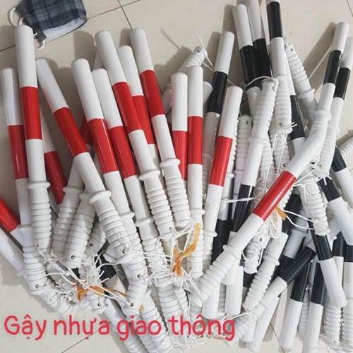 Gậy nhựa giao thông